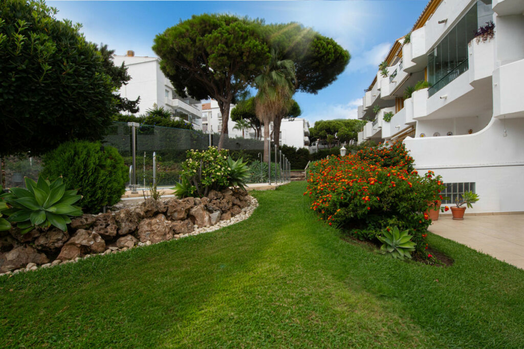 Ground Floor Apartment Calahonda Málaga - image 16