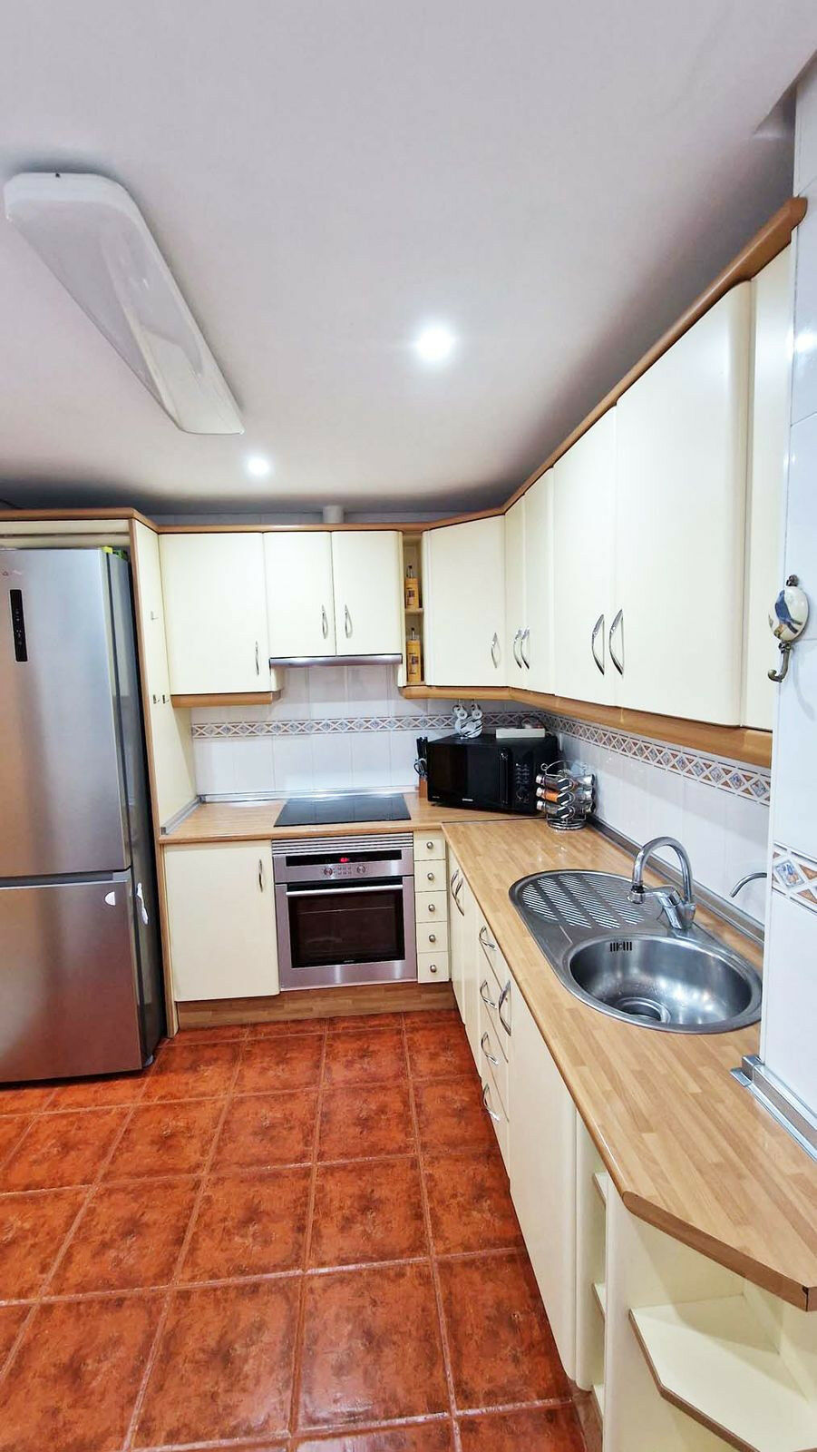 Middle Floor Apartment Benalmadena Málaga - image 16