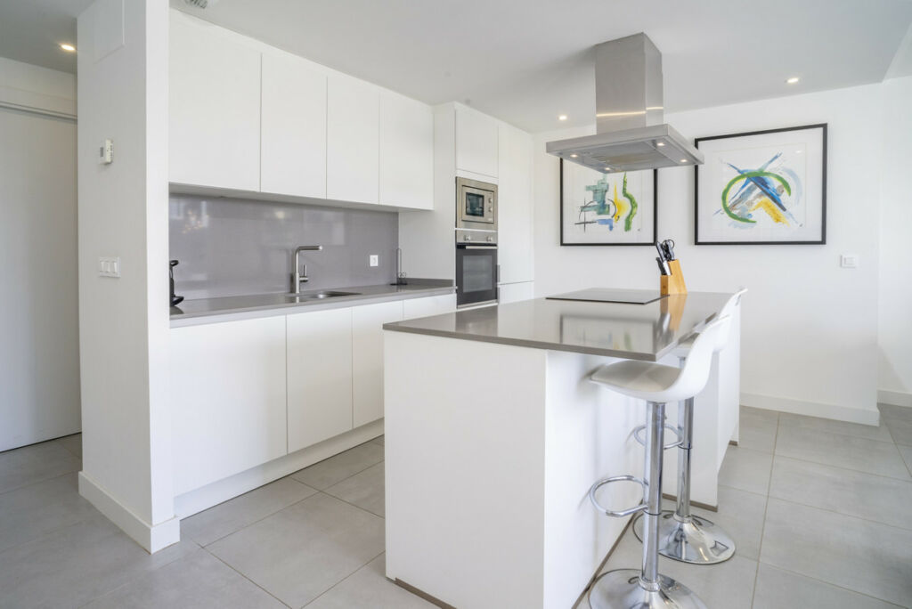 Middle Floor Apartment Estepona Málaga - image 16