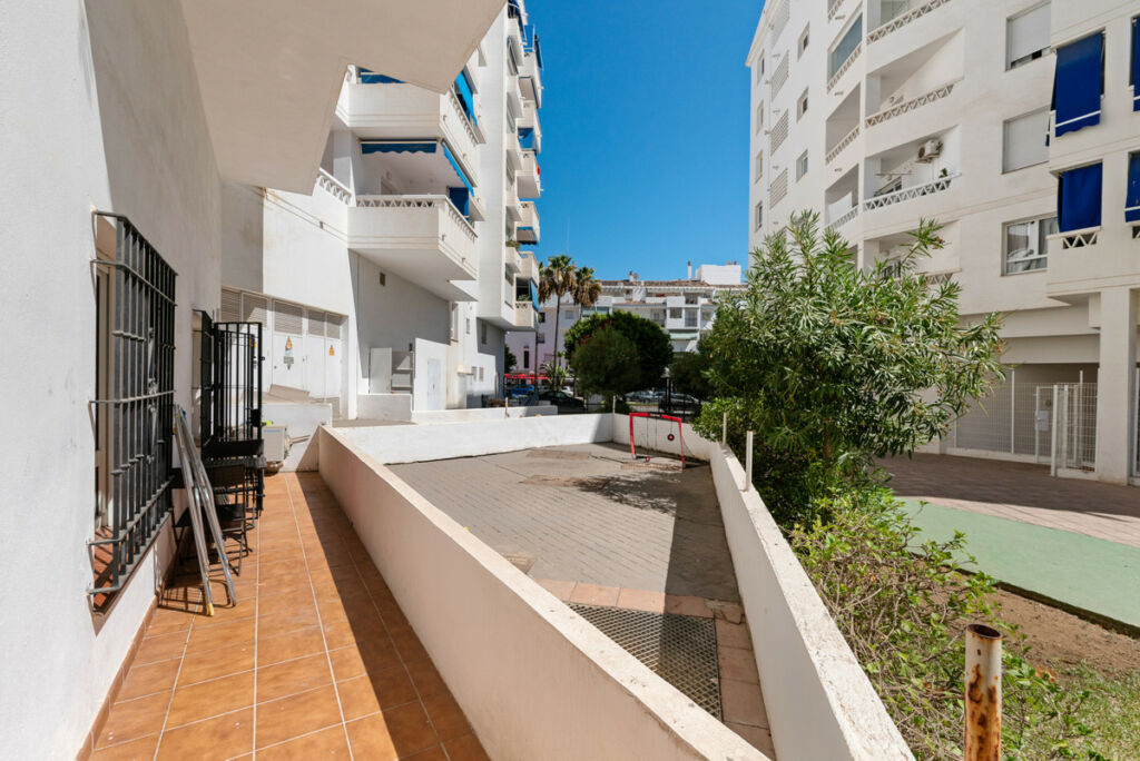 Ground Floor Apartment La Campana Málaga - image 16