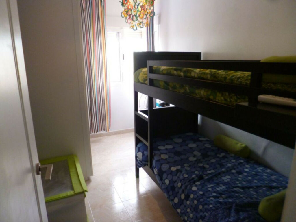 Middle Floor Apartment La Florida Alicante - image 16