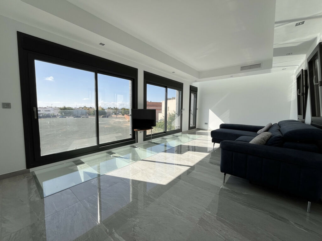 Detached Villa San Pedro del Pinatar Murcia - image 16