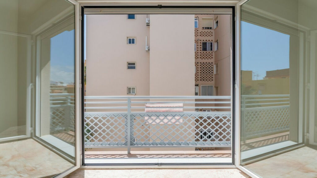 Middle Floor Apartment Fuengirola Málaga - image 16