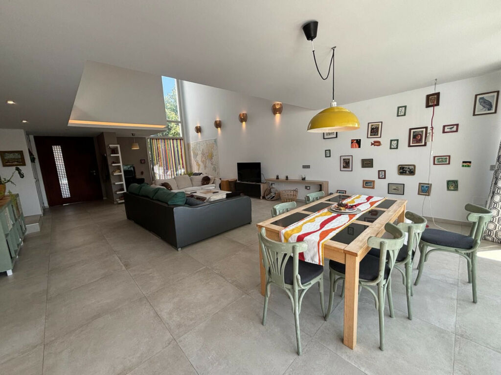 Detached Villa Los Pacos Málaga - image 16
