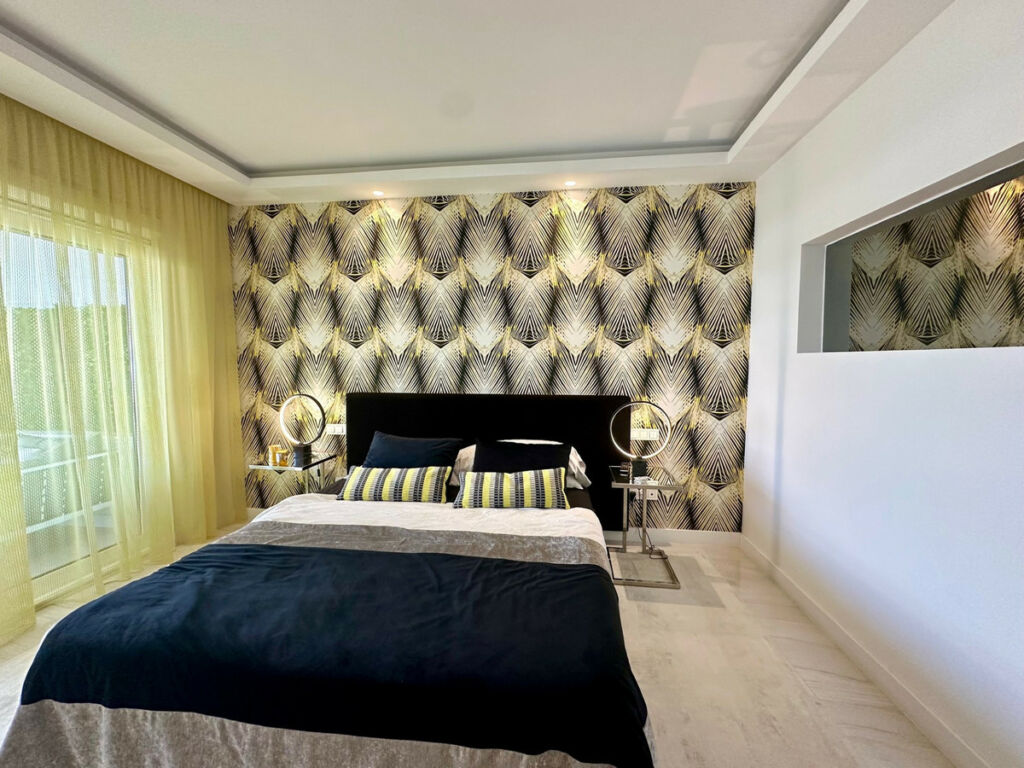 Middle Floor Apartment Puerto Banús Málaga - image 16