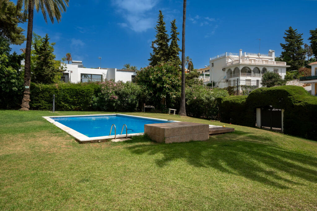 Ground Floor Apartment Nueva Andalucía Málaga - image 16
