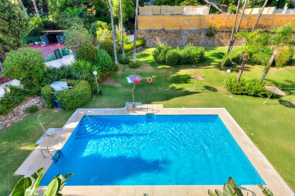 Middle Floor Studio Marbella Málaga - image 16