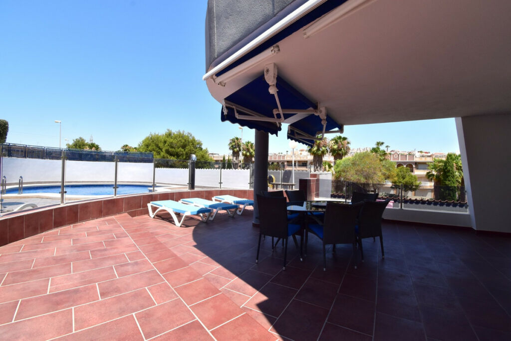 Ground Floor Apartment Villamartin Alicante - image 16