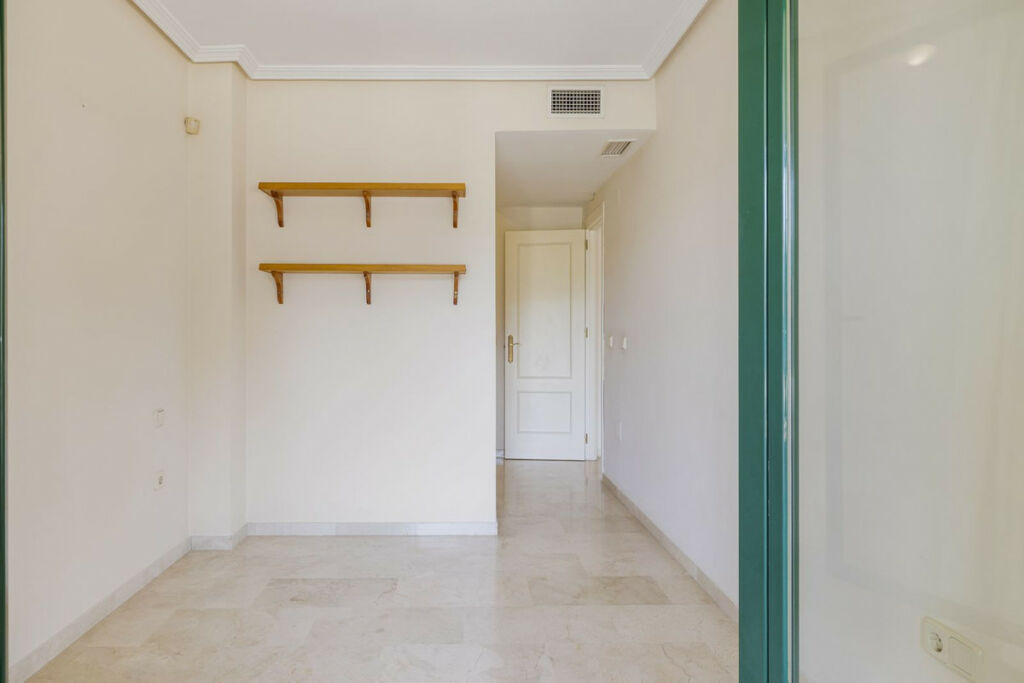 Ground Floor Apartment Torrequebrada Málaga - image 16