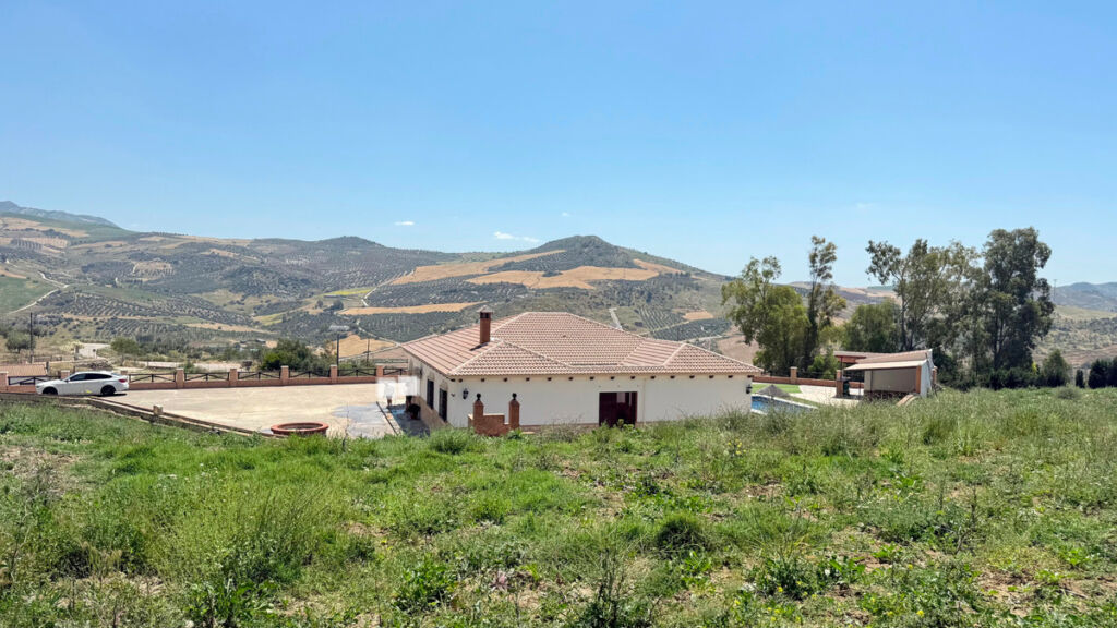 Detached Villa Valle de Abdalajis Málaga - image 15