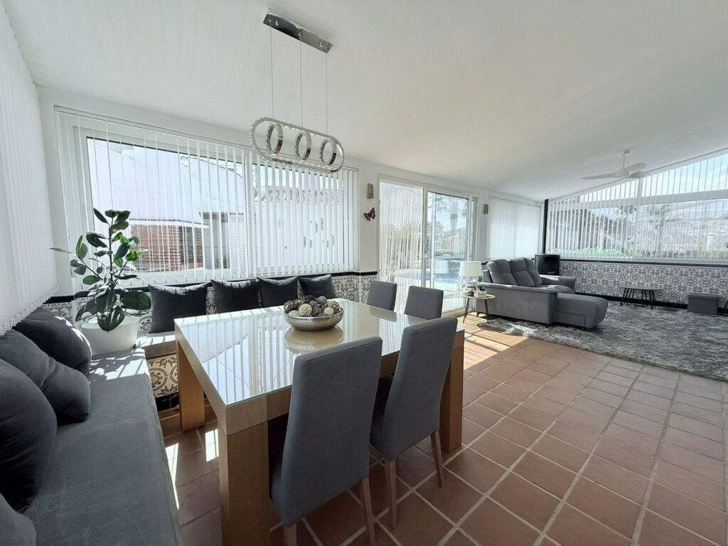 Detached Villa Coín Málaga - image 16