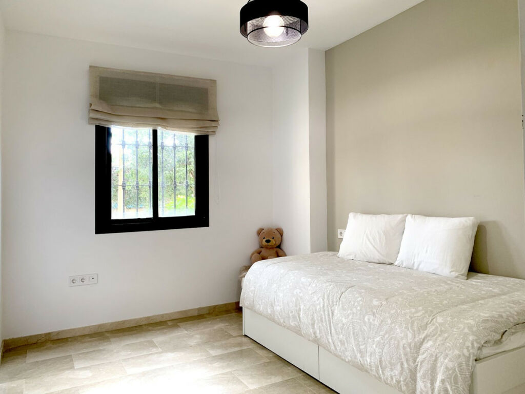 Ground Floor Apartment Selwo Málaga - image 16