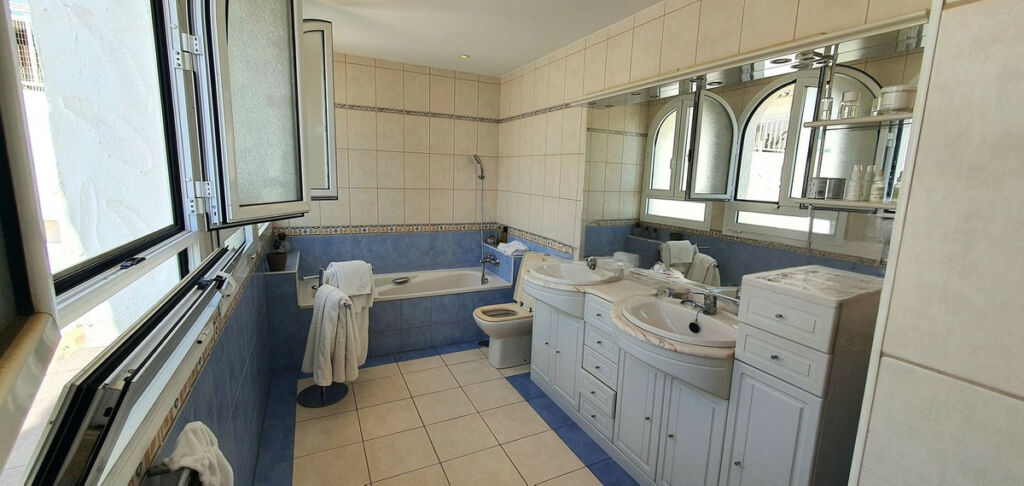 Penthouse Duplex Marbesa Málaga - image 16