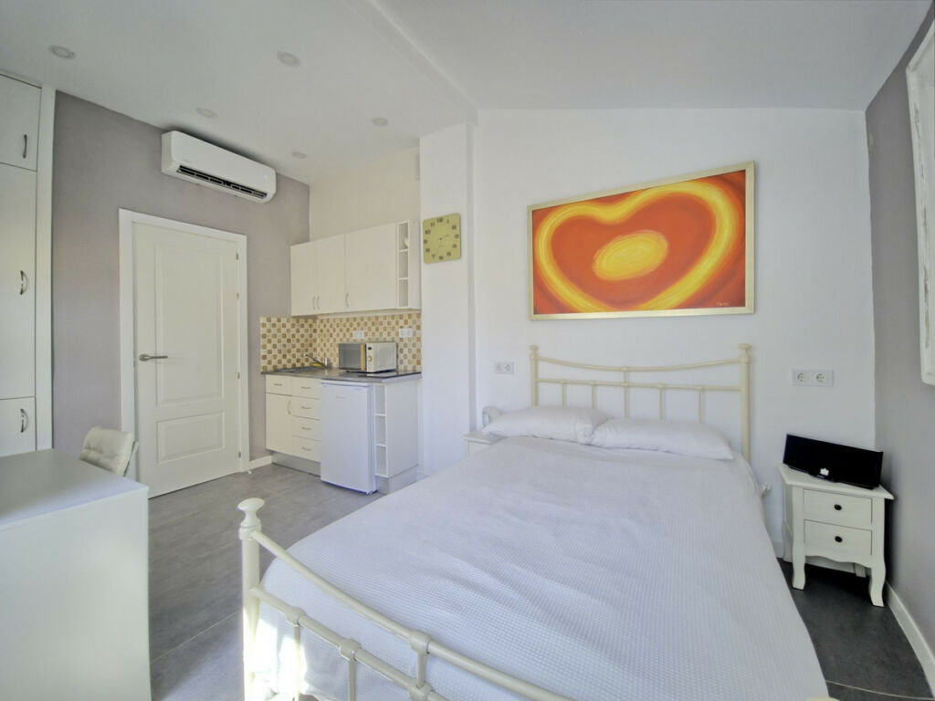 Townhouse Nueva Andalucía Málaga - image 16