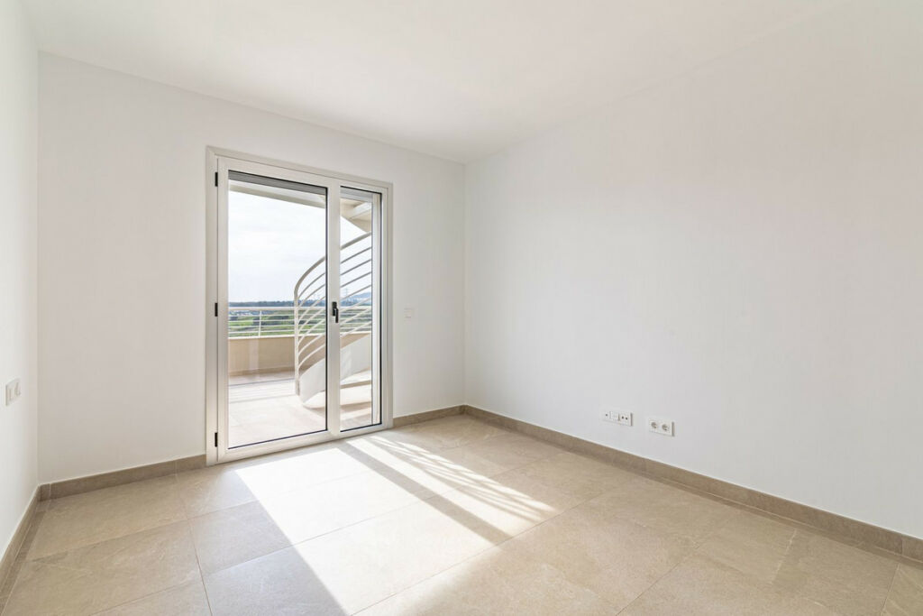 Penthouse Estepona Málaga - image 16