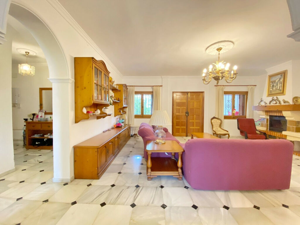 Detached Villa Marbella Málaga - image 16
