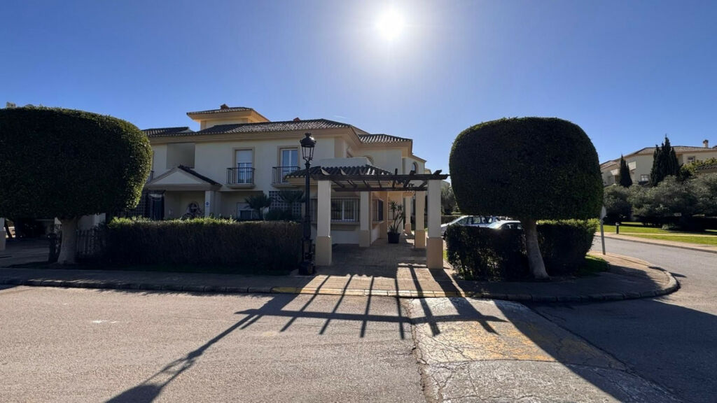 Semi-Detached House San Roque Club Cádiz - image 16