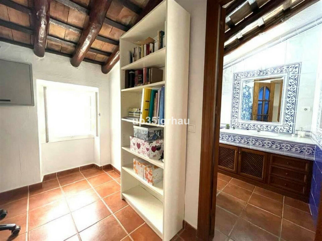 Townhouse Estepona Málaga - image 16
