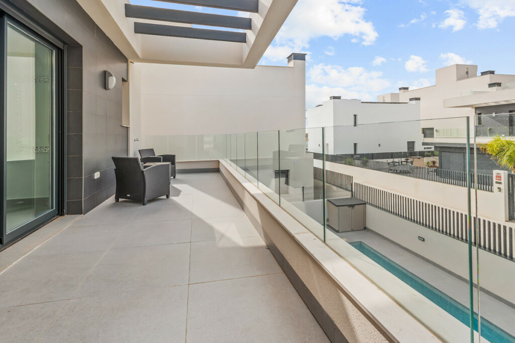 Detached Villa Algorfa Alicante - image 16