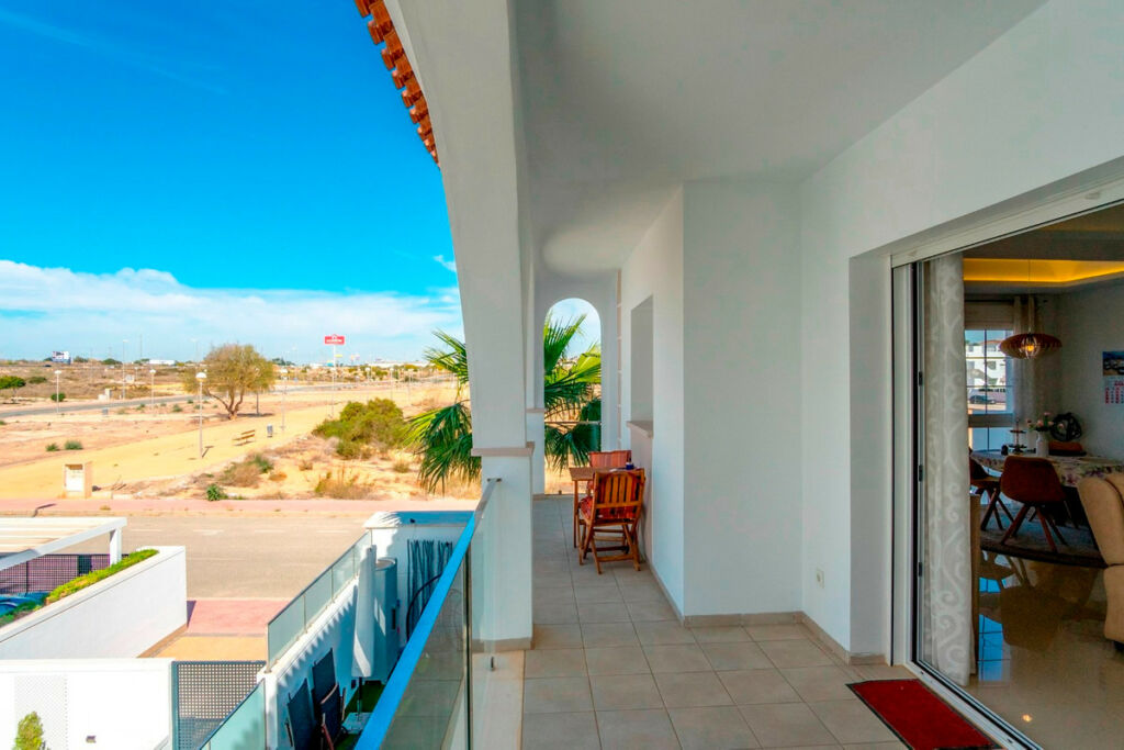 Penthouse Dona Pepa Alicante - image 18