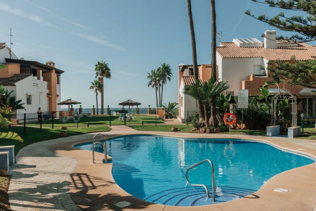 Ground Floor Apartment Bahía de Marbella Málaga - image 16