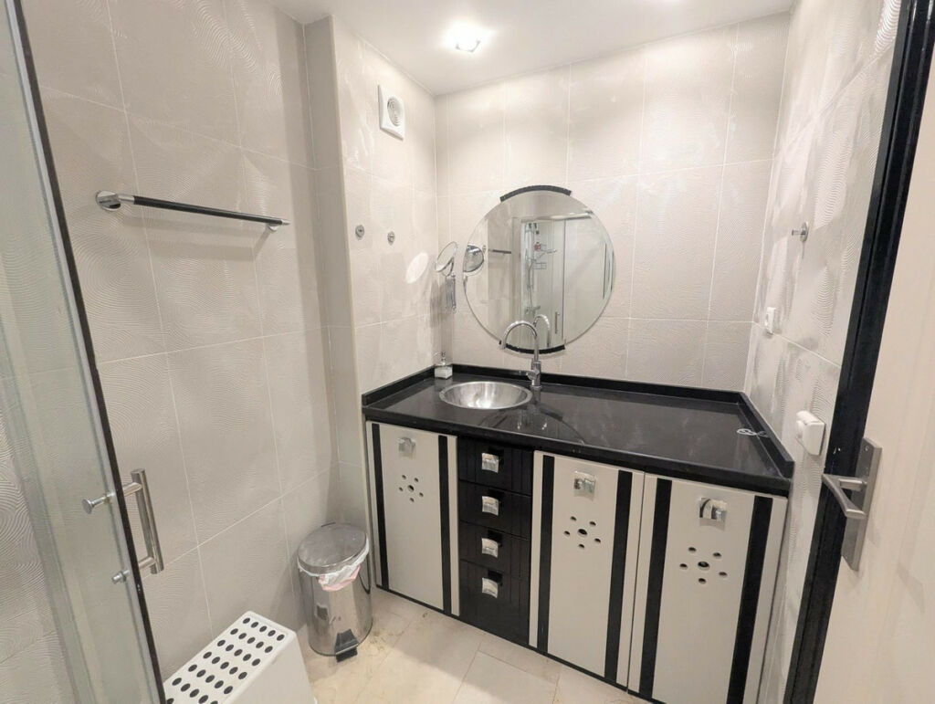 Penthouse Calahonda Málaga - image 16