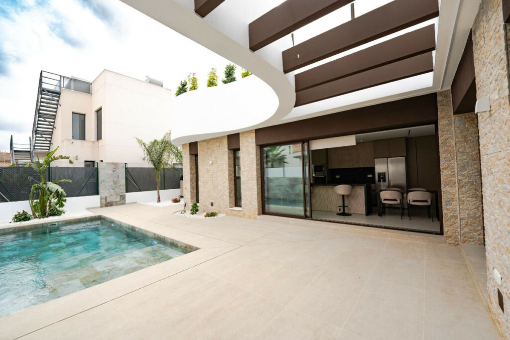 Detached Villa Almoradi Alicante - image 16