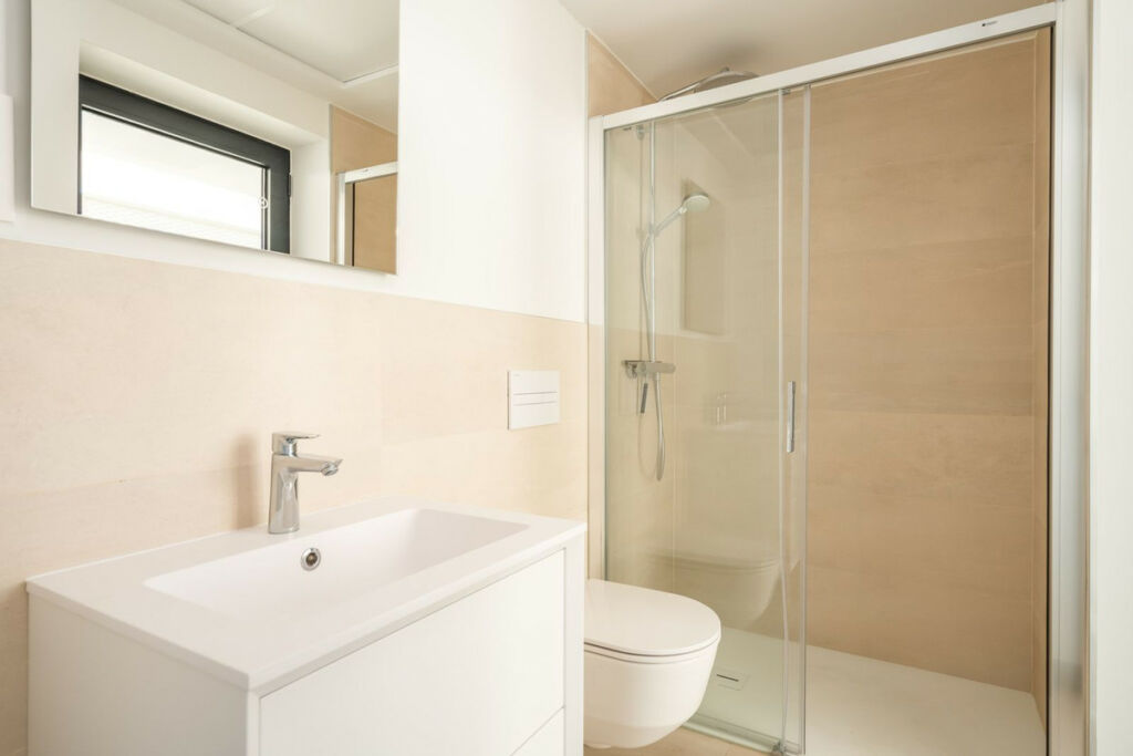 Middle Floor Apartment Fuengirola Málaga - image 16