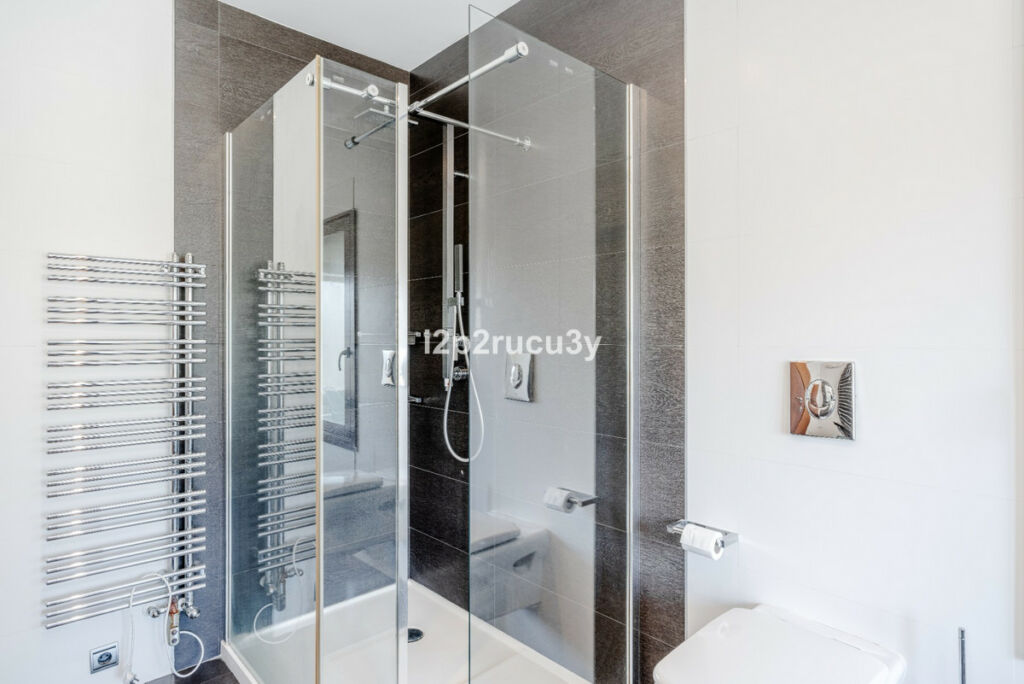 Detached Villa Moraira Alicante - image 17