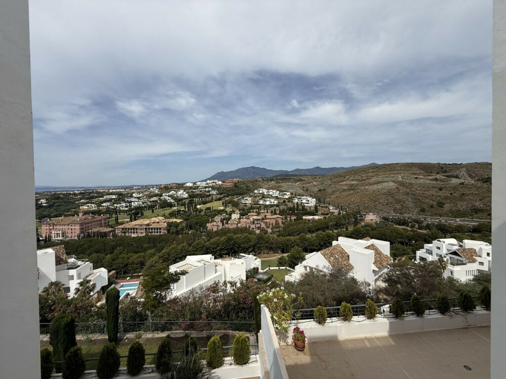 Middle Floor Apartment Los Flamingos Málaga - image 16