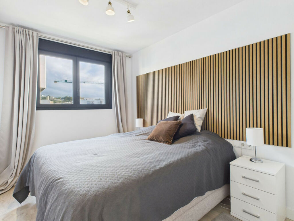 Middle Floor Apartment Estepona Málaga - image 16
