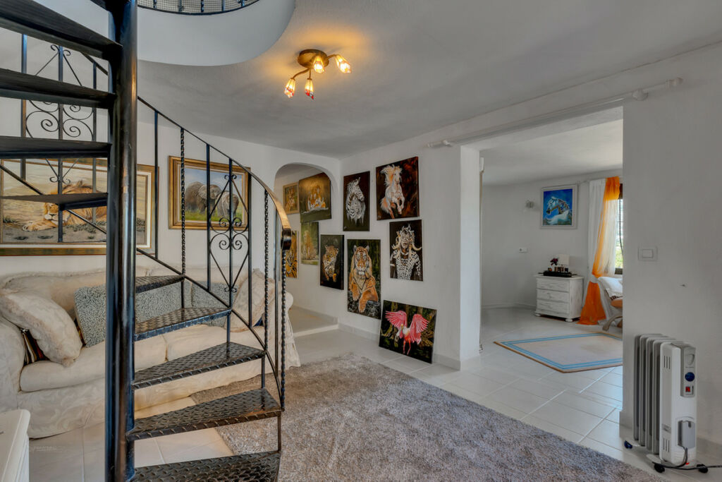 Detached Villa Orba Alicante - image 16