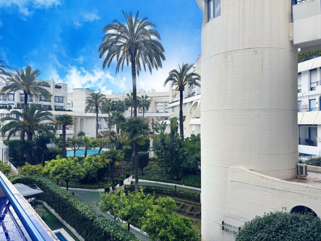 Duplex Marbella Málaga - image 16