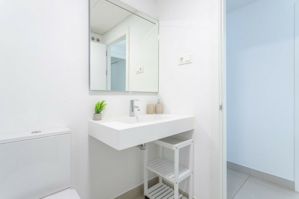 Middle Floor Apartment Calanova Golf Málaga - image 17