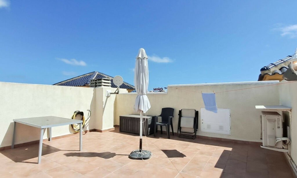 Penthouse Torrevieja Alicante - image 17
