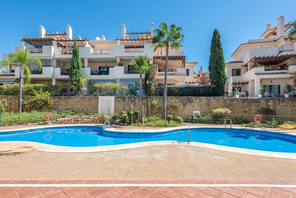 Ground Floor Apartment Nueva Andalucía Málaga - image 17