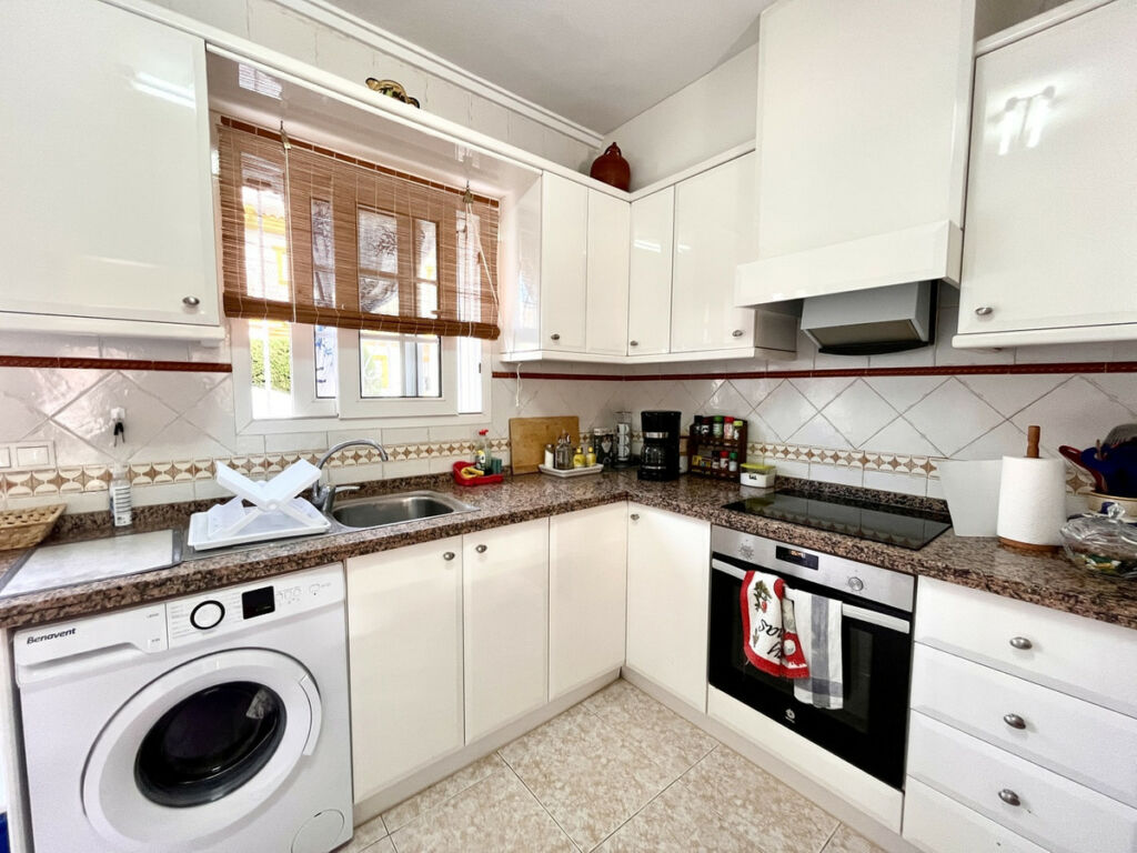 Ground Floor Apartment Playa Flamenca Alicante - image 17