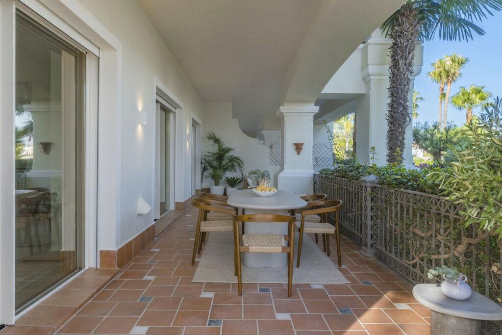 Ground Floor Apartment The Golden Mile Málaga - image 17