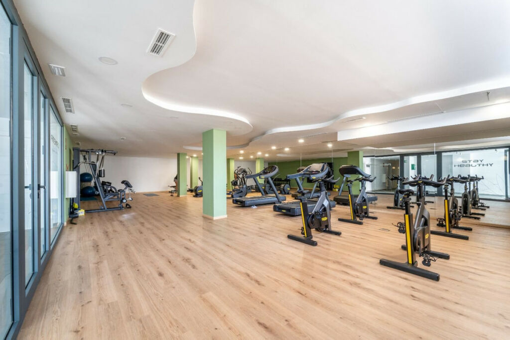 Middle Floor Apartment Mijas Costa Málaga - image 17