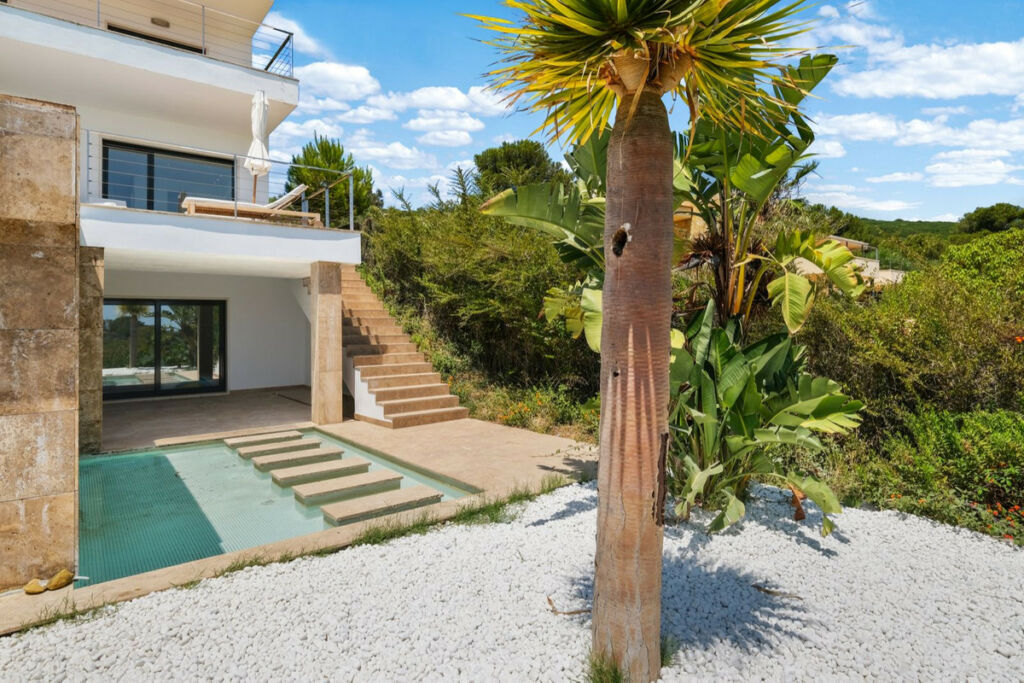 Detached Villa Sotogrande Cádiz - image 17