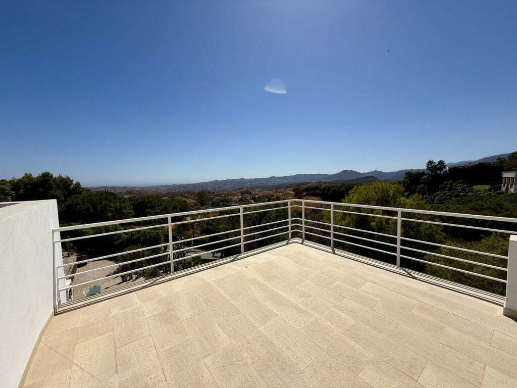 Detached Villa Valtocado Málaga - image 17