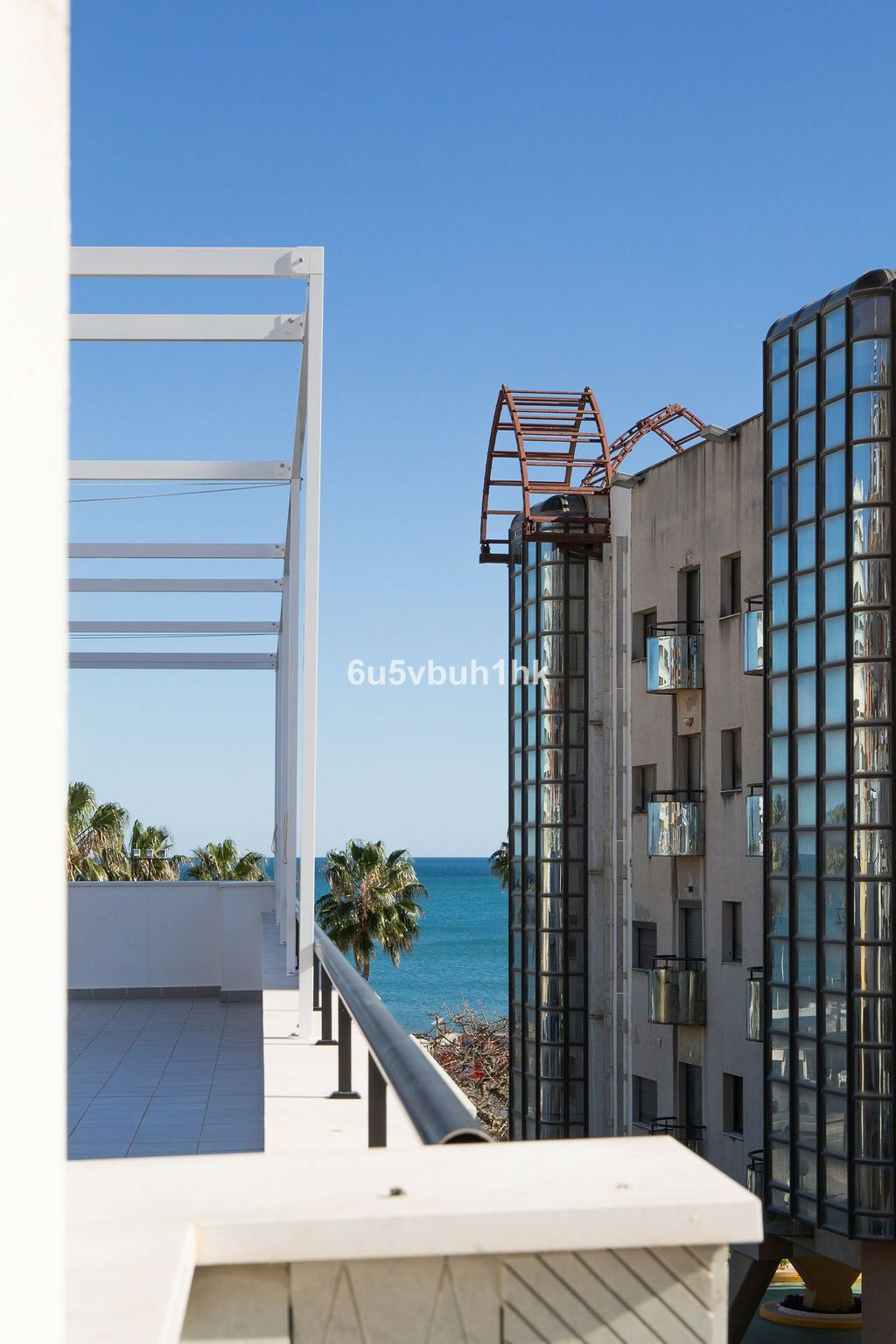 Penthouse Bajondillo Málaga - image 17
