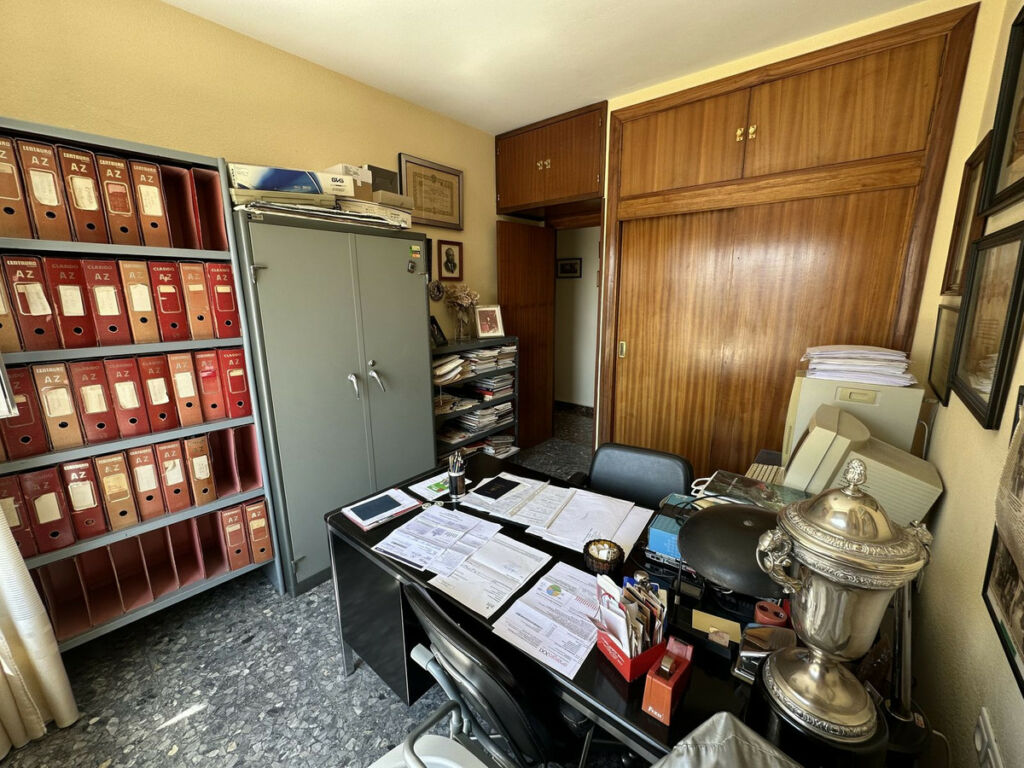 Middle Floor Apartment Málaga Centro Málaga - image 17