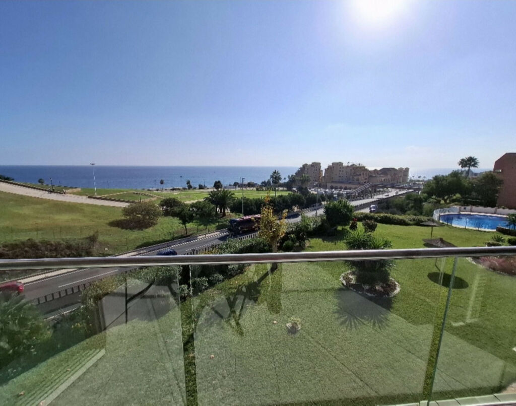 Top Floor Apartment Fuengirola Málaga - image 17
