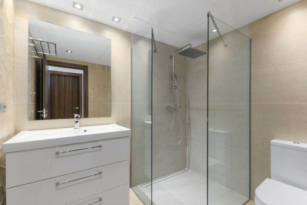 Middle Floor Apartment Marbella Málaga - image 17