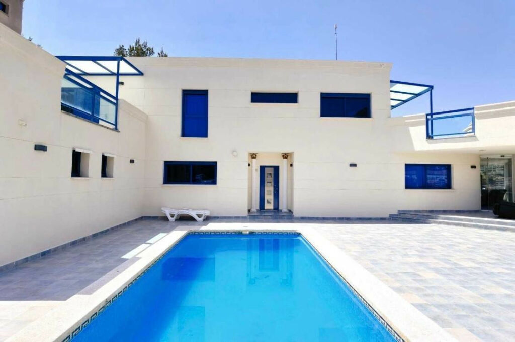 Bungalow Altea Alicante - image 17