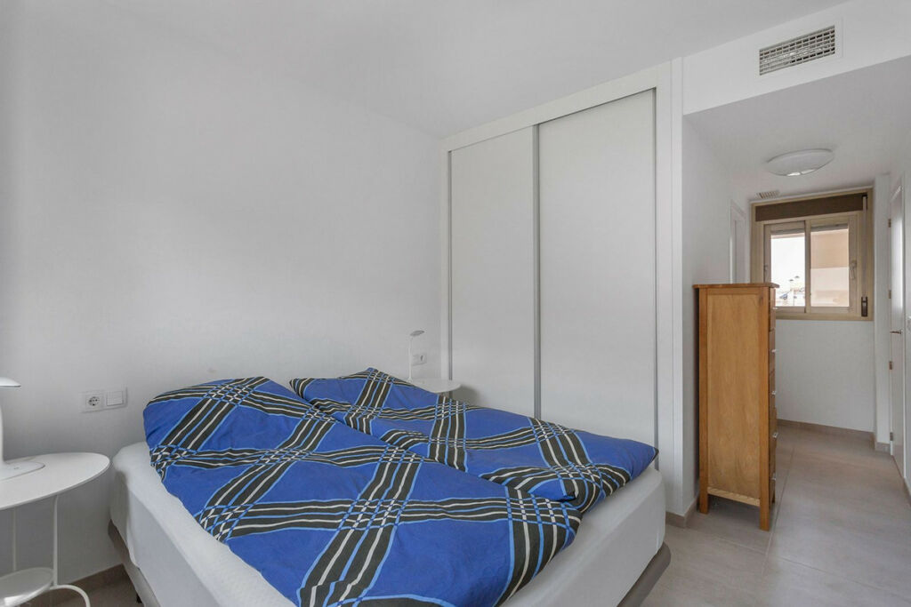 Middle Floor Apartment Villamartin Alicante - image 17