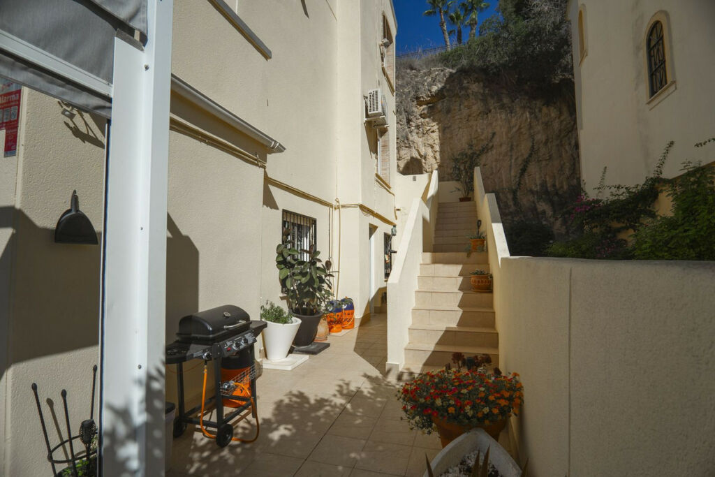 Detached Villa Las Ramblas Golf Alicante - image 17