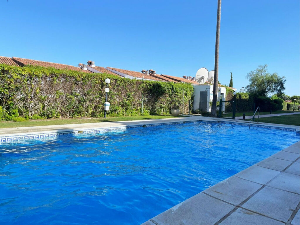 Top Floor Apartment Manilva Málaga - image 17
