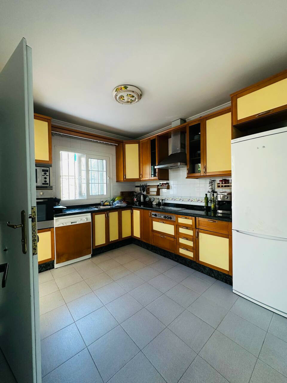 Semi-Detached House The Golden Mile Málaga - image 17